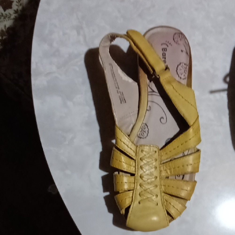 Yellow 💛 Shoes